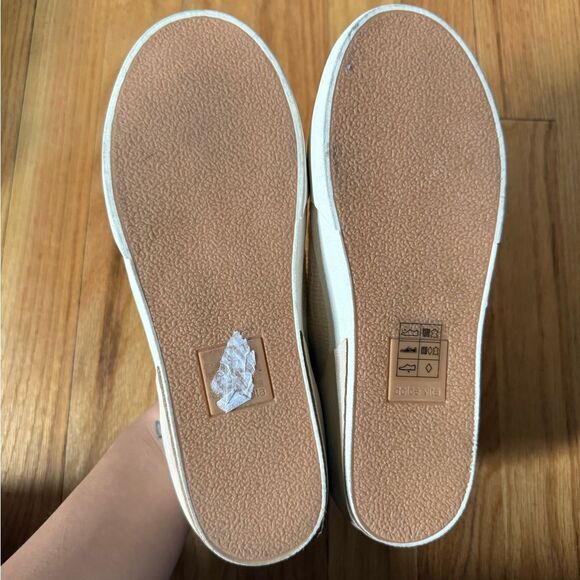 Dolce Vita | Zina Sneakers - Picture 5 of 7